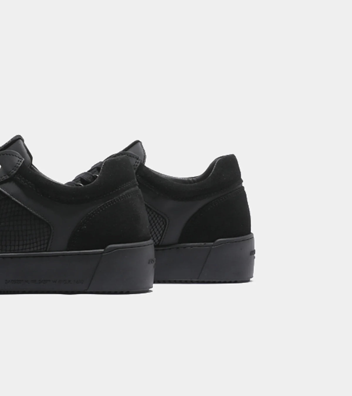 Zuma Rubberised Stealth Cobra - Black