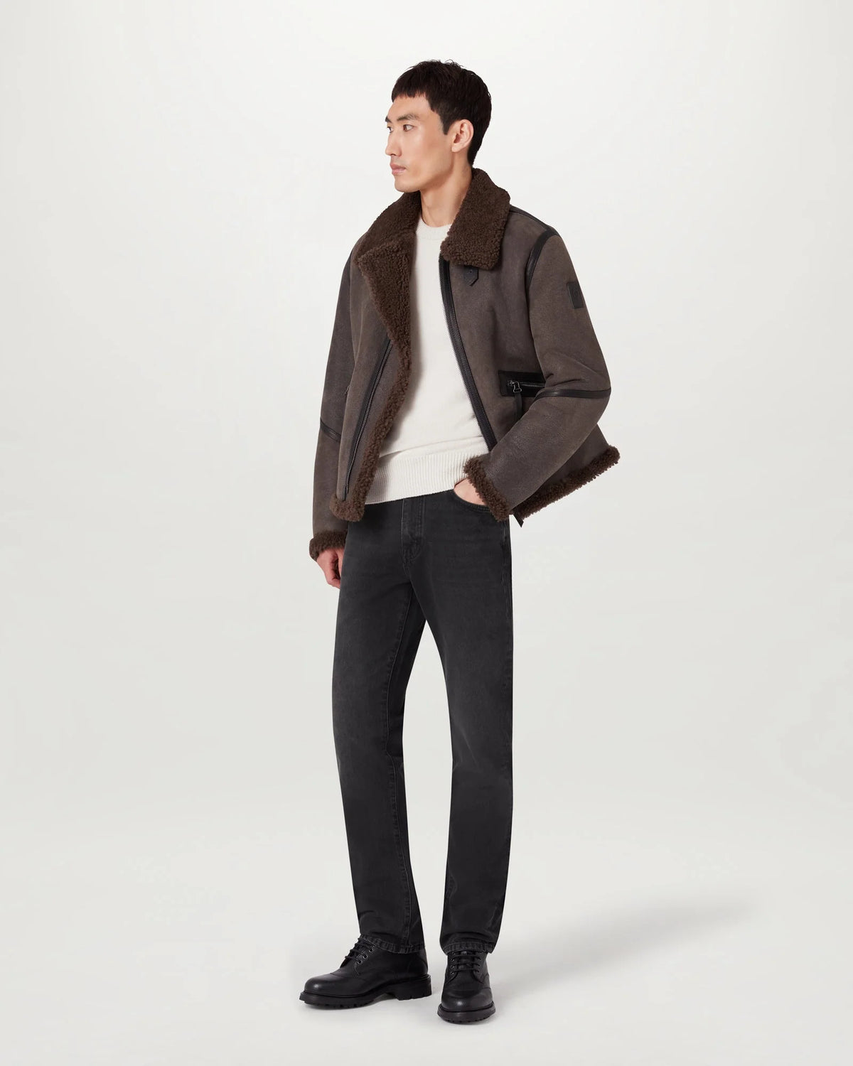 B69 Comfort Stretch Straight Leg Jean - Black