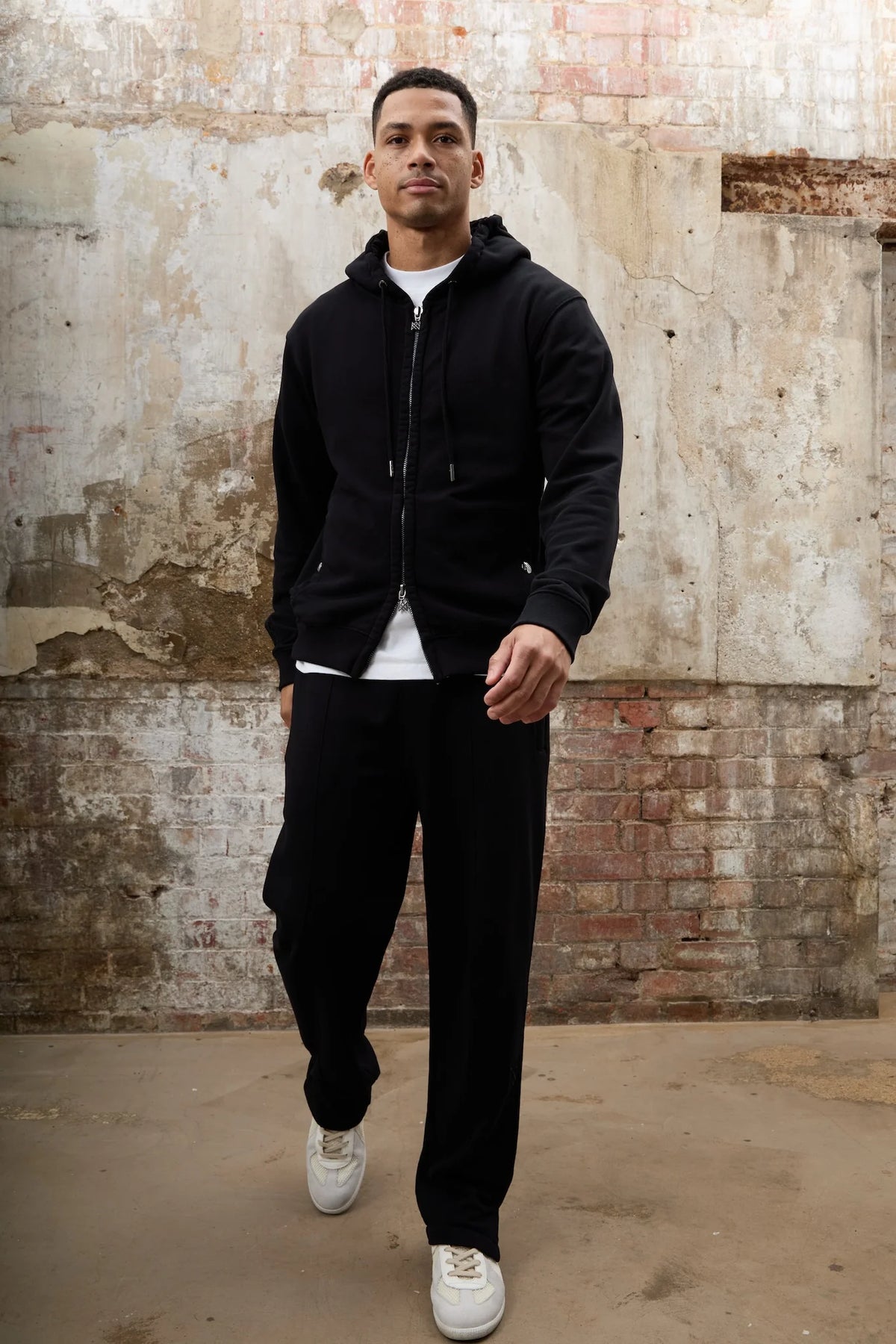 Prince Split Hem Sweatpants - Black