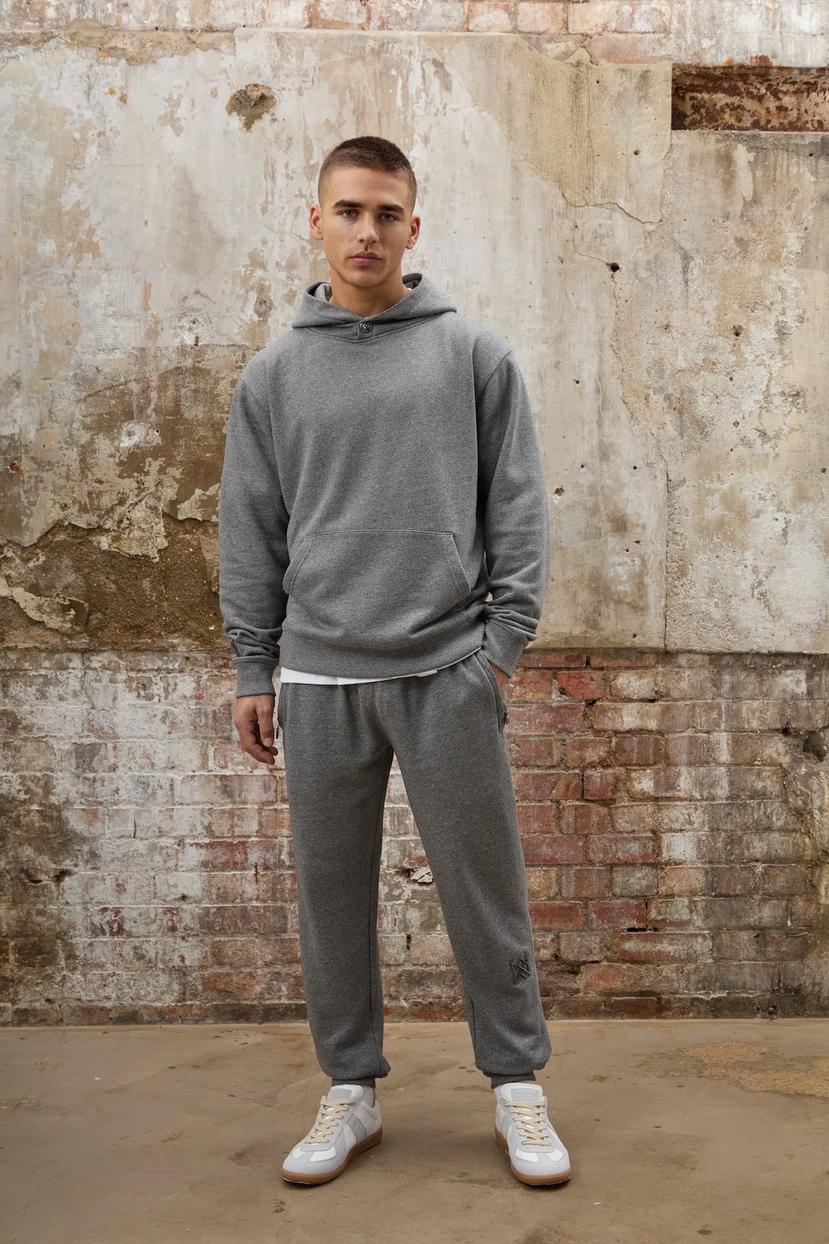 Baron Overhead Hoodie - Grey