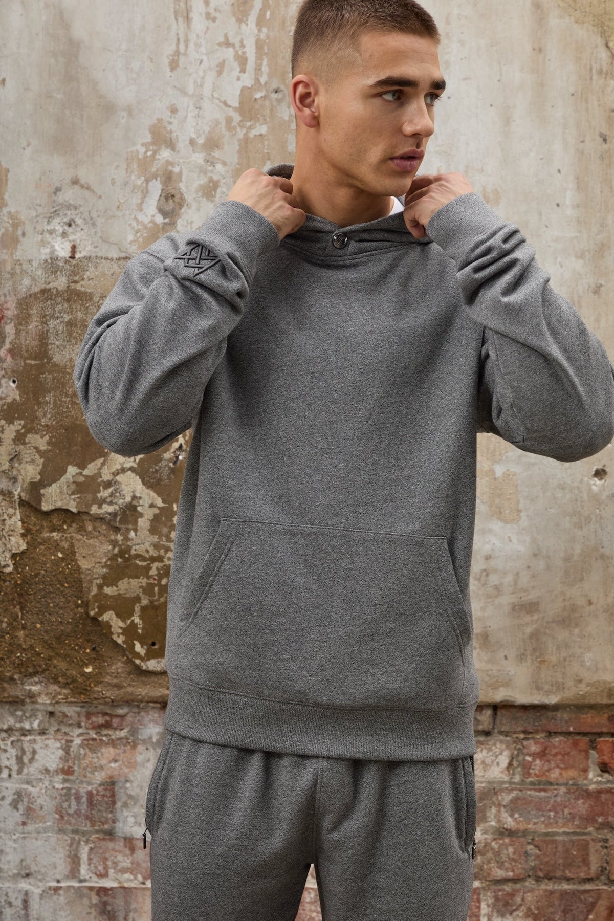 Baron Overhead Hoodie - Grey